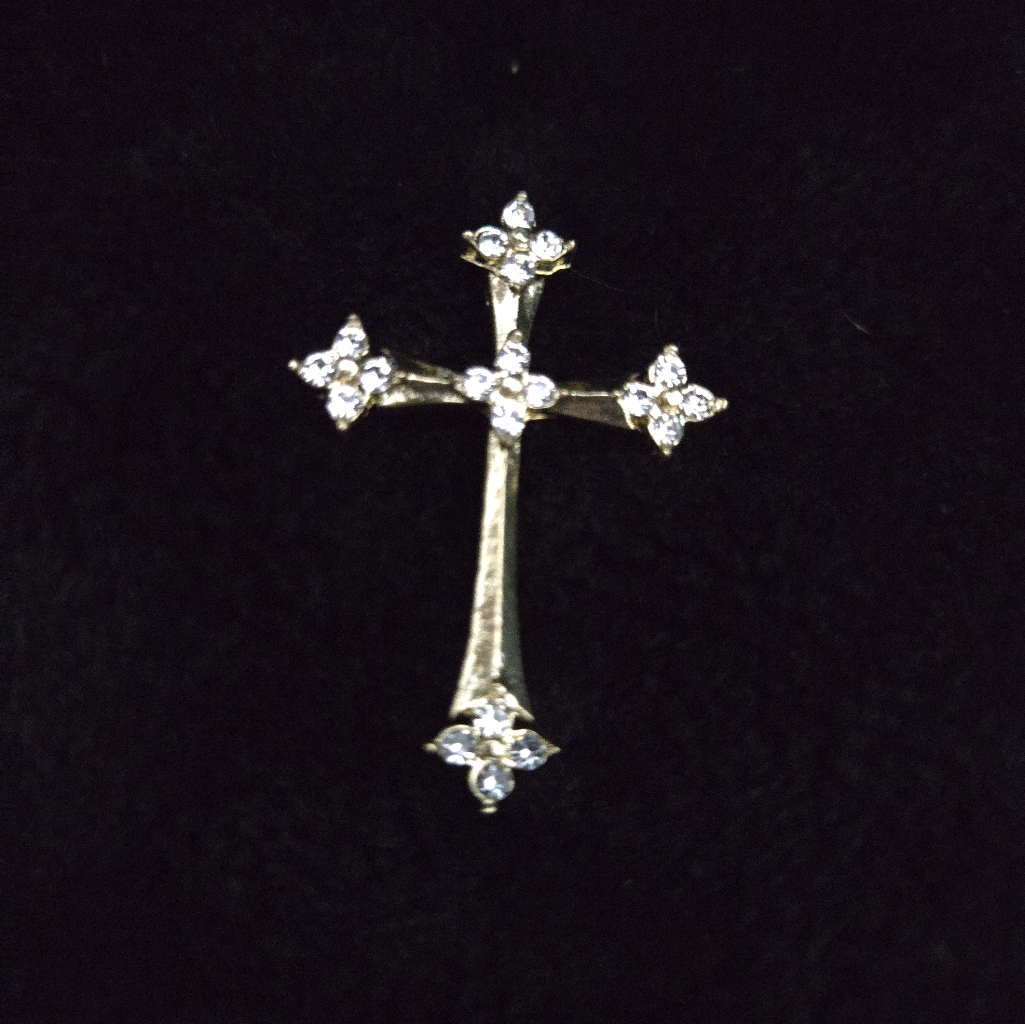 Goldtone Cross With Crystal Accents - No Chain - Unbranded Fashion Jewelry Only 12$
